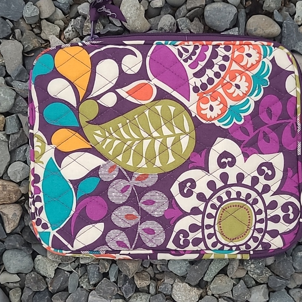 Like new Vera Bradley Retired Multicolored Floral Hipster Tablet Sleeve
